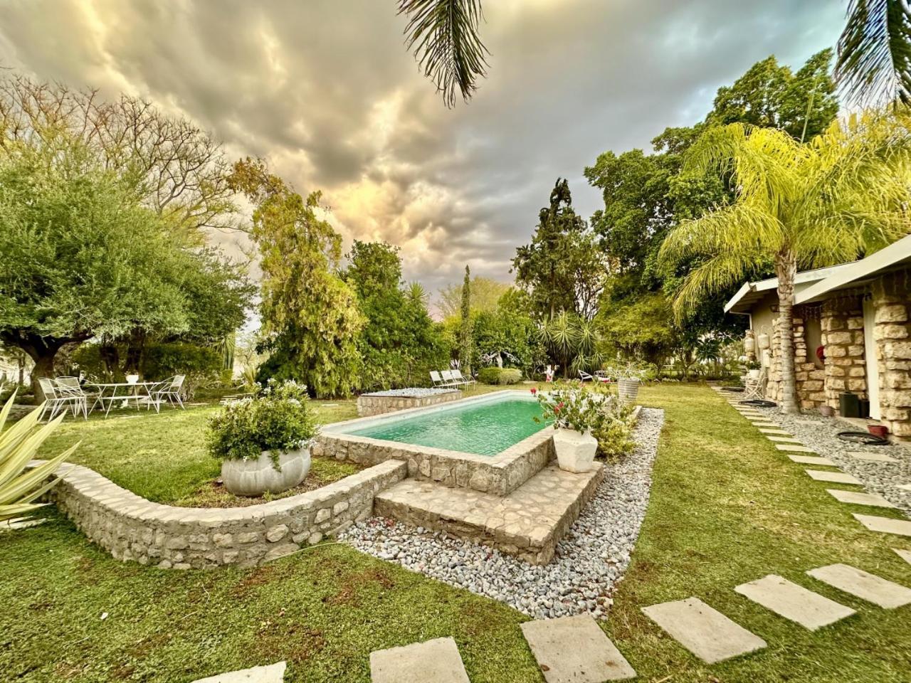 Villa Tarentaal Guest Farm à Outjo Extérieur photo